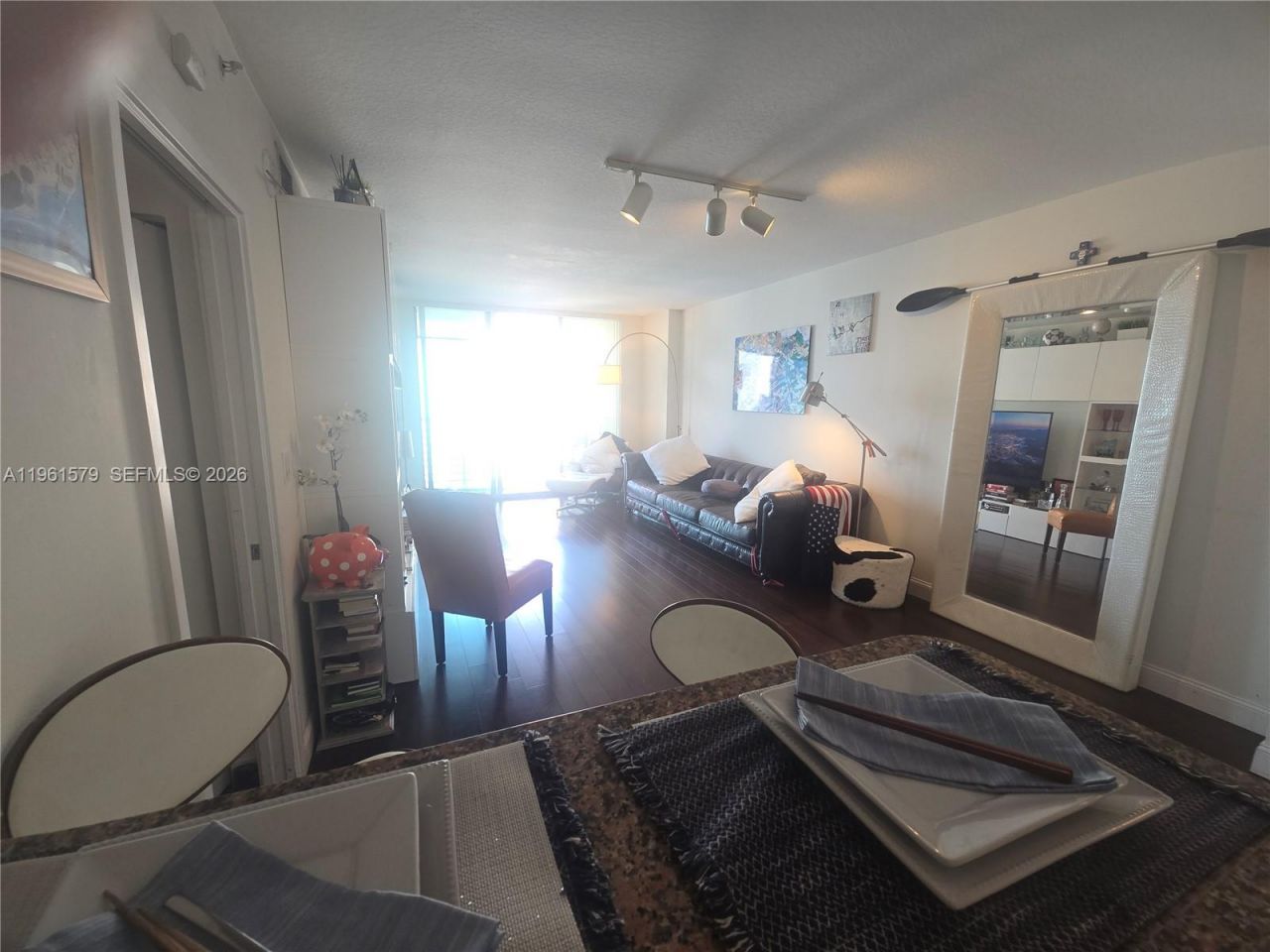 335 S Biscayne Blvd, Unit 3400, Miami, FL 33131 Photo