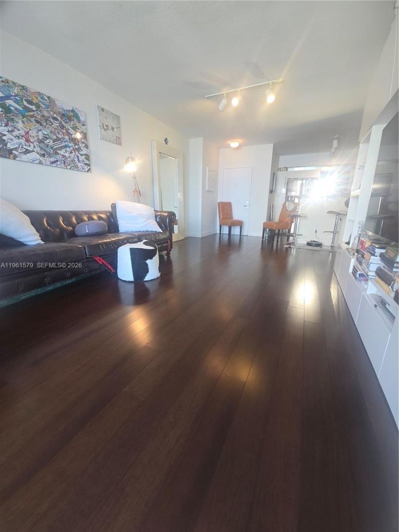 335 S Biscayne Blvd, Unit 3400, Miami, FL 33131 Photo