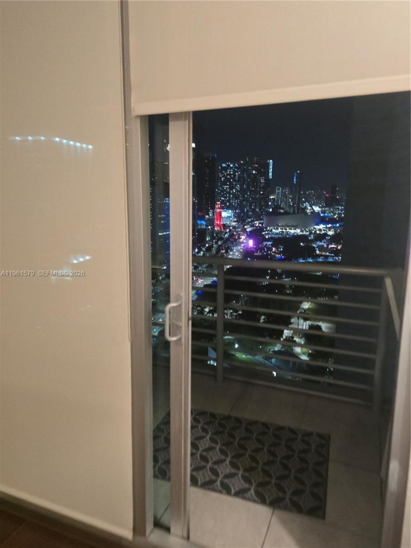 335 S Biscayne Blvd, Unit 3400, Miami, FL 33131 Photo