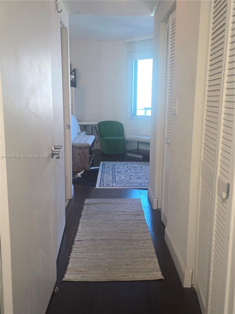 335 S Biscayne Blvd, Unit 3400, Miami, FL 33131 Photo