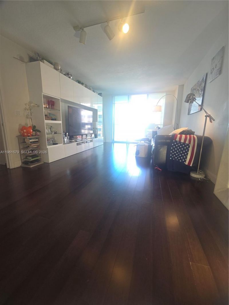 335 S Biscayne Blvd, Unit 3400, Miami, FL 33131 Photo