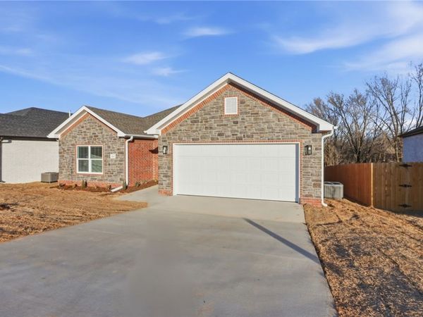 4563 Gibson Street, Springdale, AR 72762