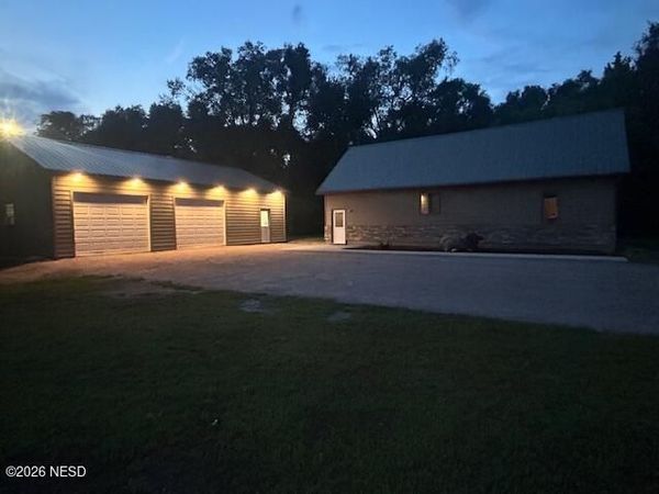 15417 CENTER ROAD, Milbank, SD 57252