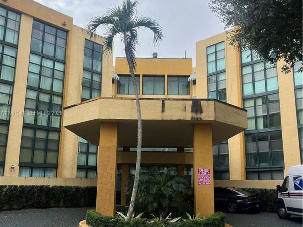 11800 SW 18th St, Unit 307-4, Miami, FL 33175