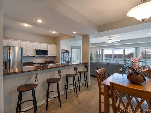 806 East Harbour Towne Drive, Unit 806E, Lake Ozark, MO 65049