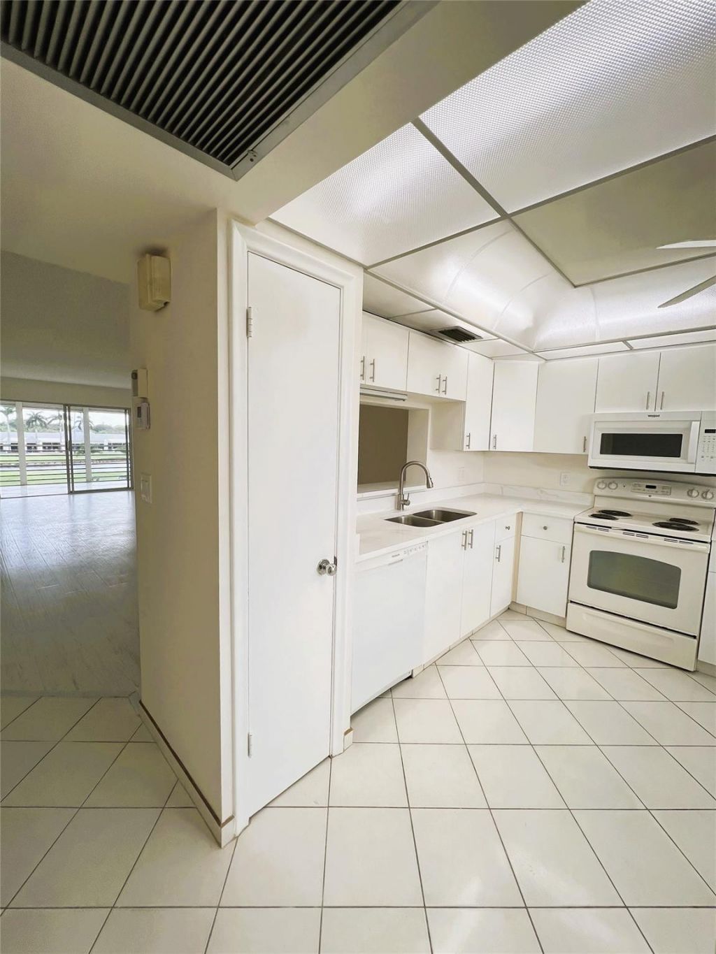 3303 Aruba Way, Unit E-4, Coconut Creek, FL 33066 Photo