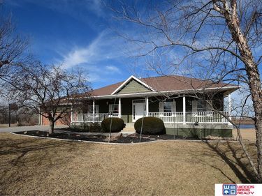 26400 Ironhorse Court, Firth, NE 68358