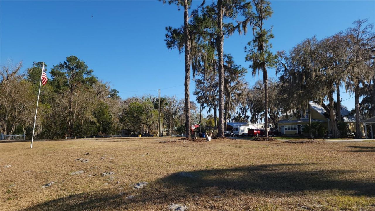 1620 River Road, Astor, FL 32102 Photo