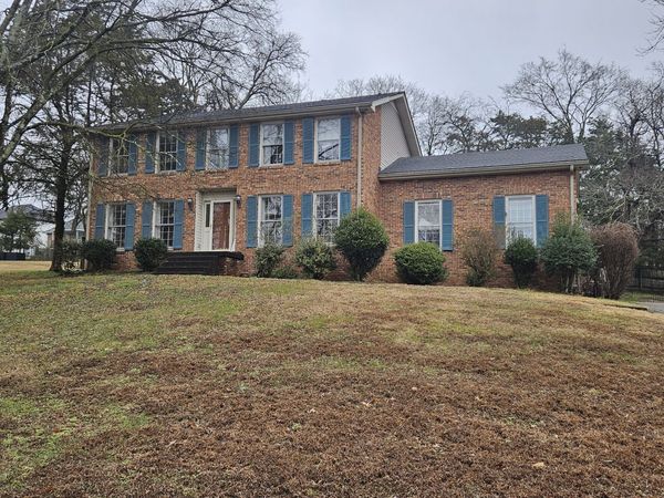 134 Ervin Drive , Hendersonville, TN 37075