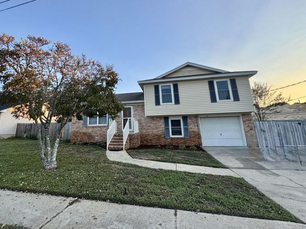 608 Legion Drive, Destin, FL 32541