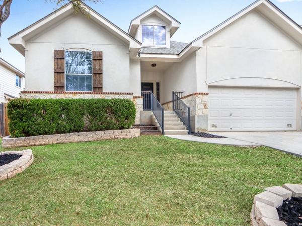 776 San Luis, New Braunfels, TX 78132
