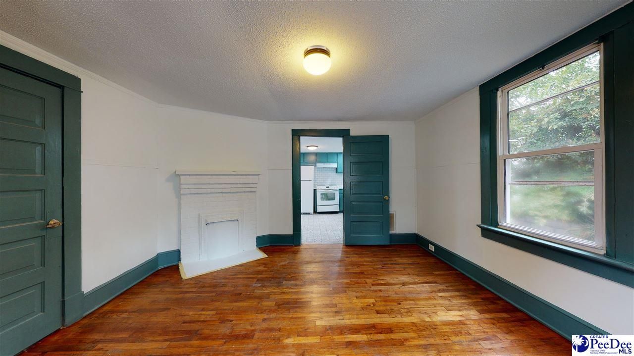 3801 Lamar Street Photo 10