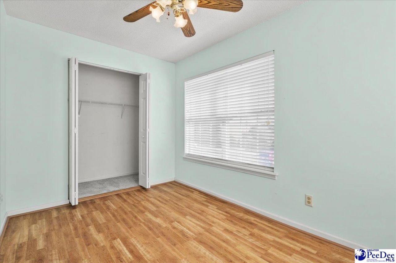 1126 Third Loop E Photo 14