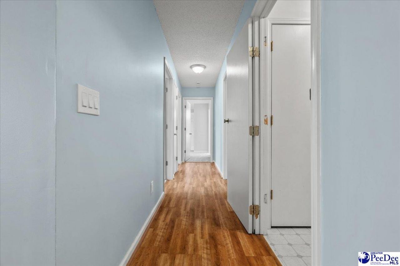 1126 Third Loop E Photo 16