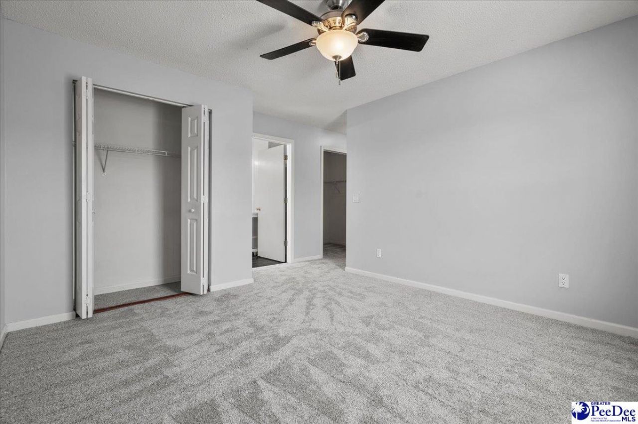 1126 Third Loop E Photo 17