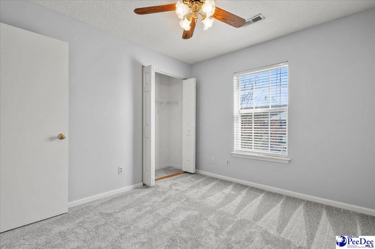 1126 Third Loop E Photo 23