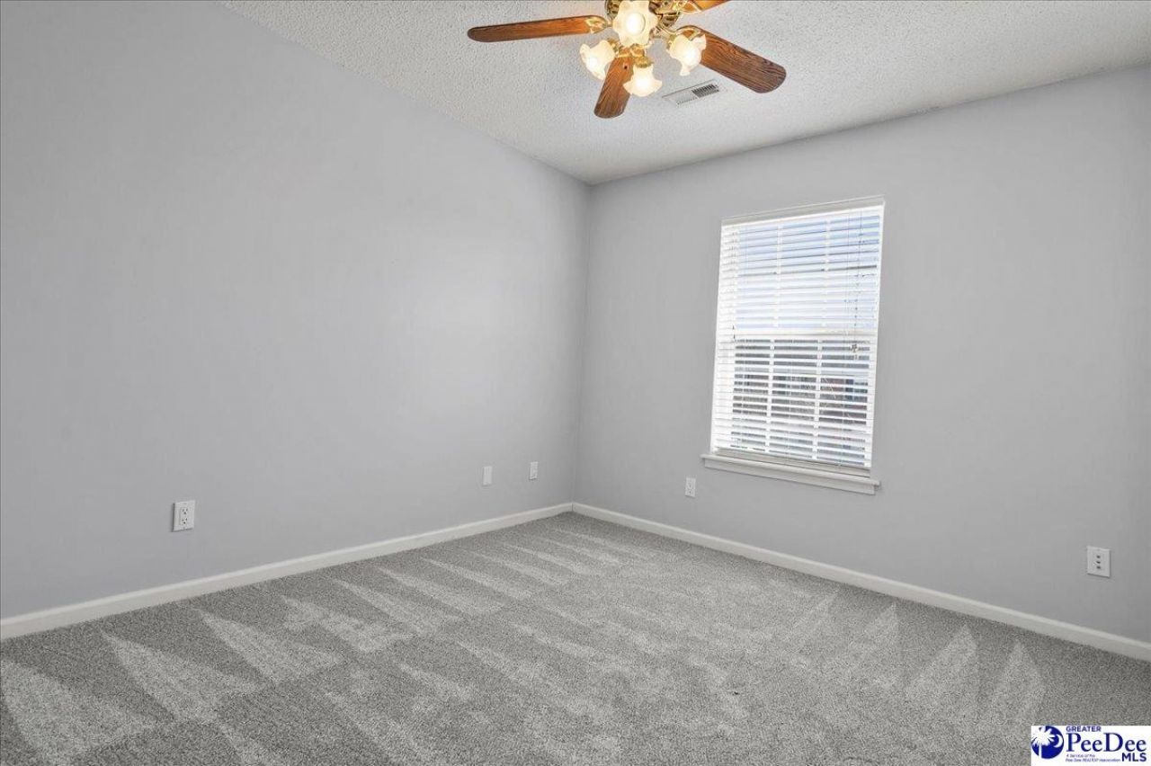 1126 Third Loop E Photo 28