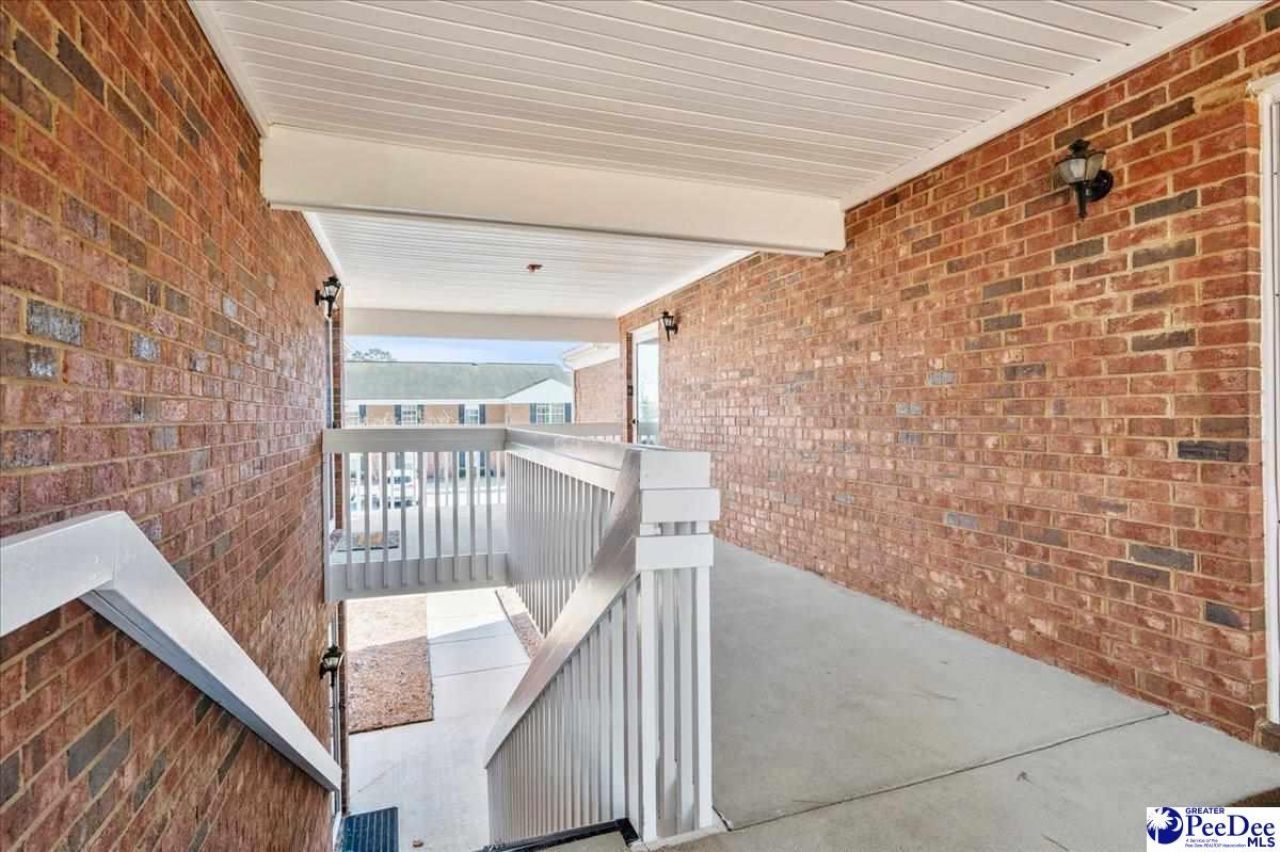 1126 Third Loop E Photo 30