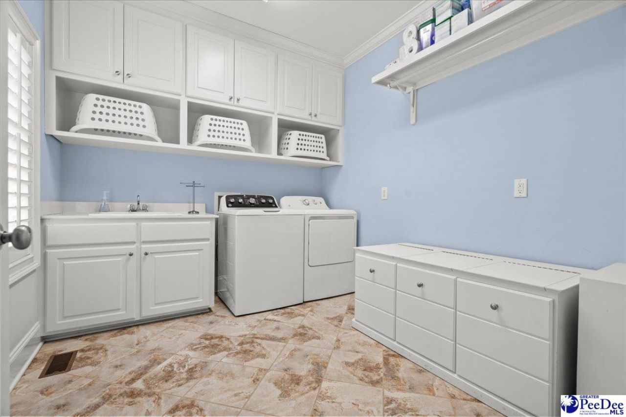 2508 Parsons Gate Photo 46