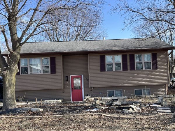 150 S Front St, North Liberty, IA 52317