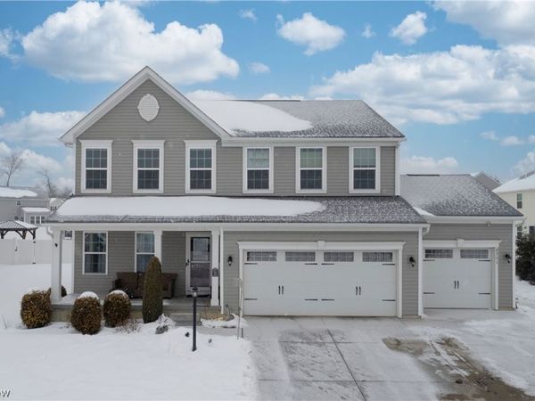 2341 Sweetberry Circle, Ravenna, OH 44266