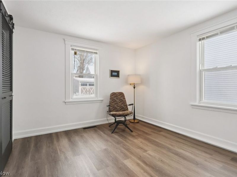 1026 Auburn Avenue, Cleveland, OH 44113 Photo 21