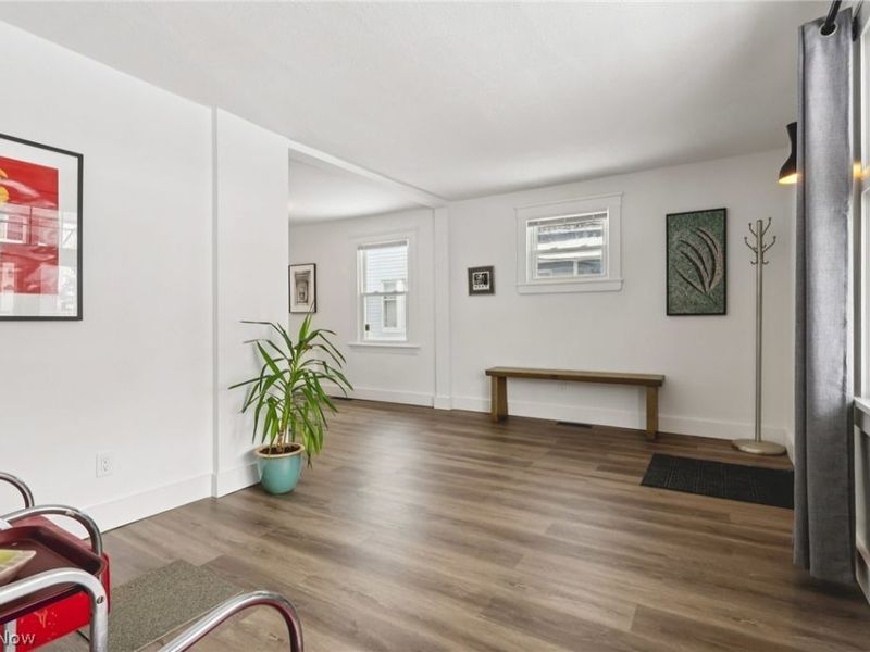 1026 Auburn Avenue, Cleveland, OH 44113 Photo 22