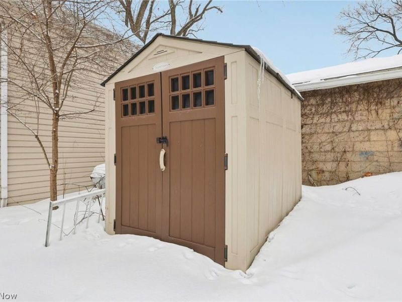 1026 Auburn Avenue, Cleveland, OH 44113 Photo 34