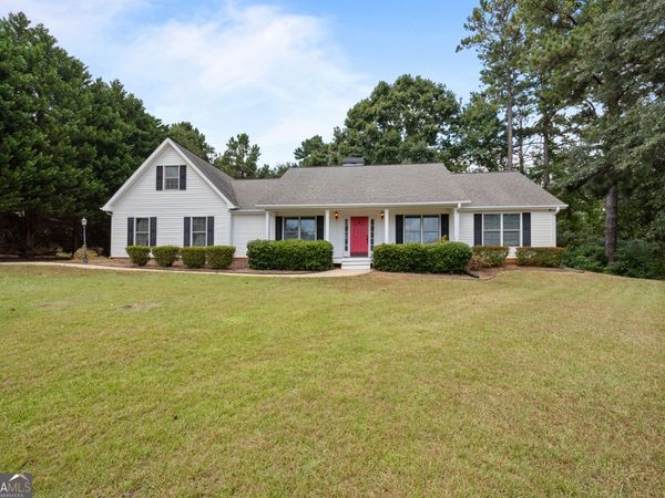 84 Hidden Lakes Court, Newnan, GA 30263
