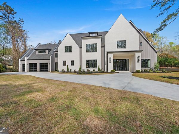 372 Chattahoochee Street, Roswell, GA 30075