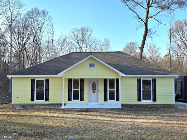 225 Lee Rd 960, Smiths Station, AL 36877