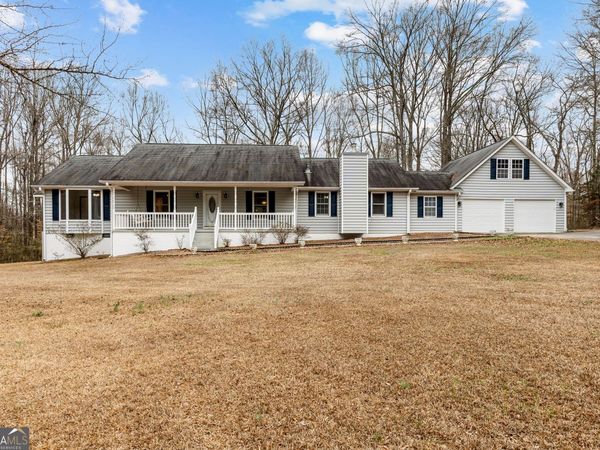 423 Woods Road, Brooks, GA 30205