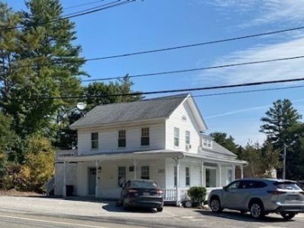 531 Summer St, Unit Apt 2, Barre, MA 01005