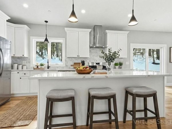 374 Brandy Brow, Haverhill, MA 01830