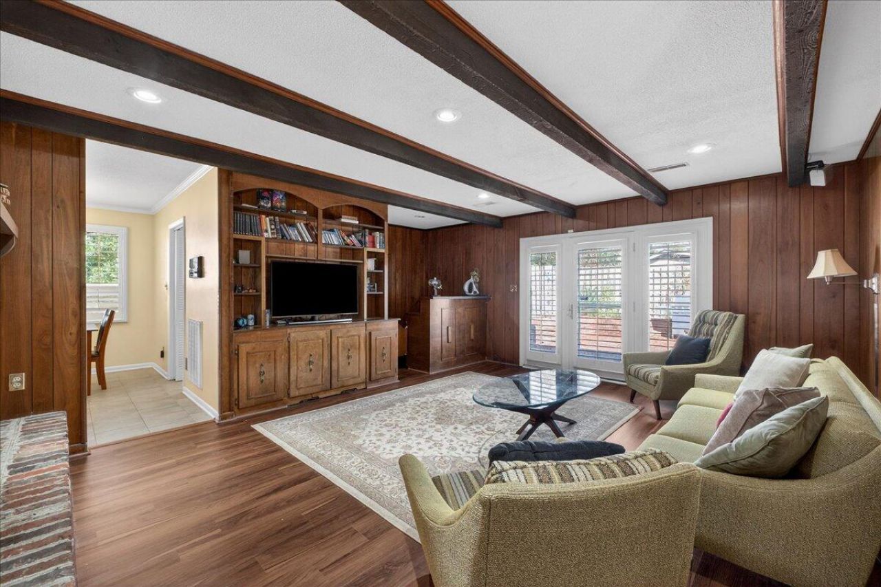 124 Land O Pines Circle Photo 12