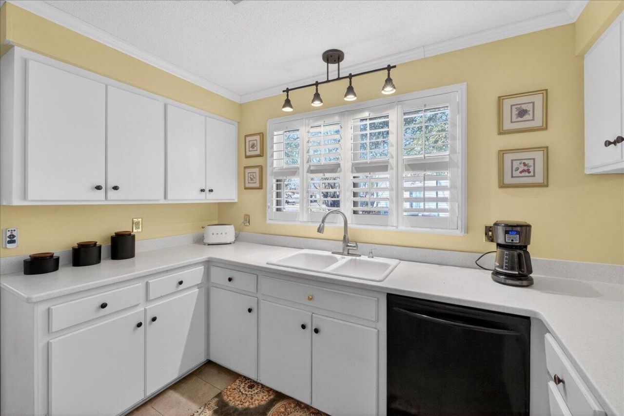 124 Land O Pines Circle Photo 17