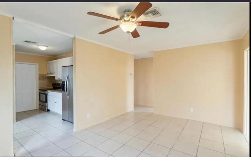 808 W 4th Street W, Riviera Beach, FL 33404 Photo