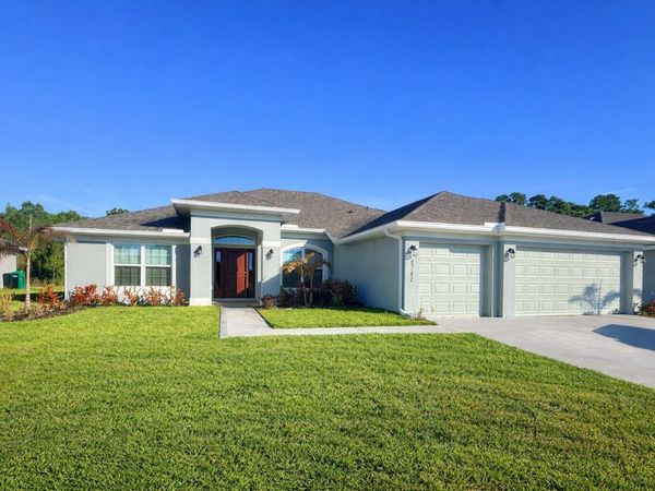 8782 Waterstone Boulevard, Fort Pierce, FL 34951