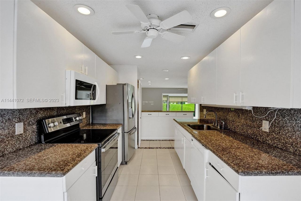 21785 Cypress Drive, Unit 46c, Boca Raton, FL 33433 Photo