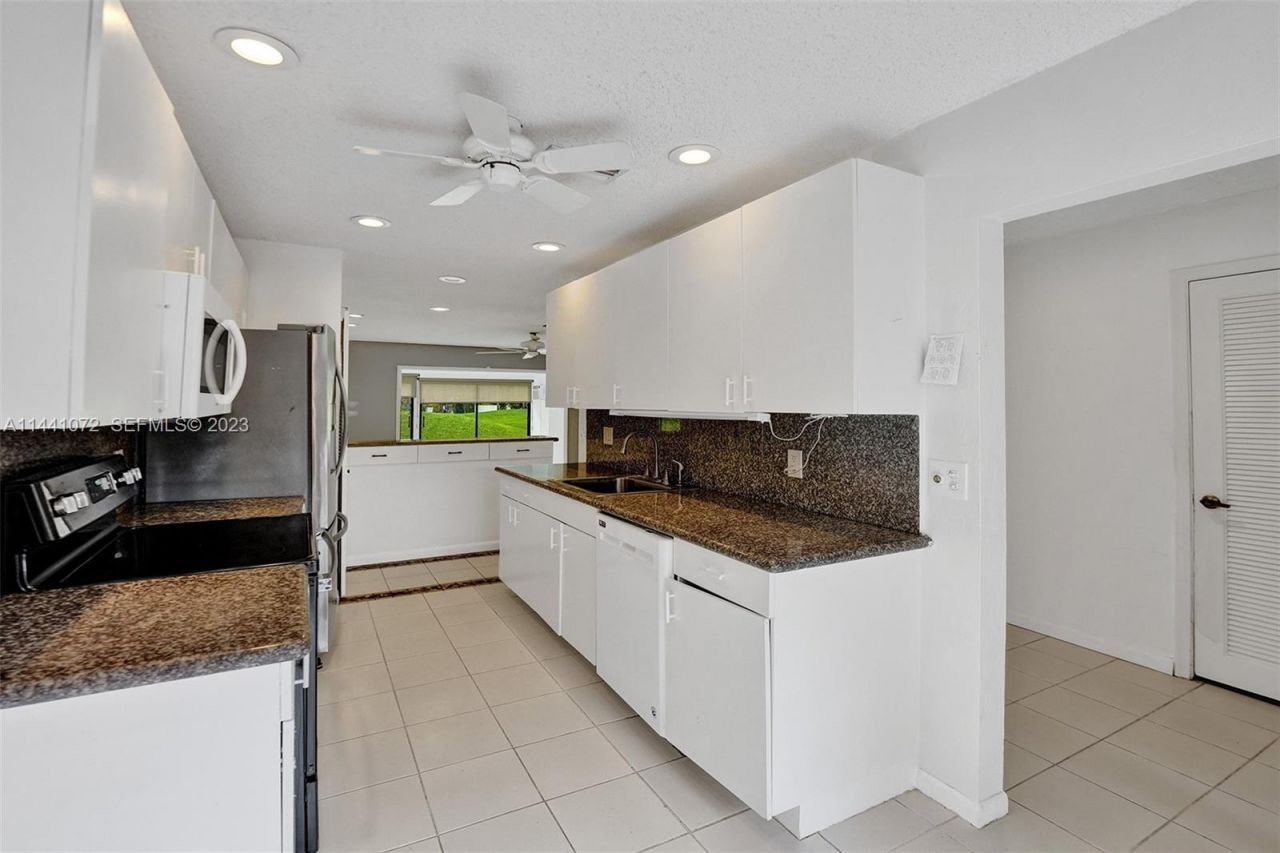 21785 Cypress Drive, Unit 46c, Boca Raton, FL 33433 Photo
