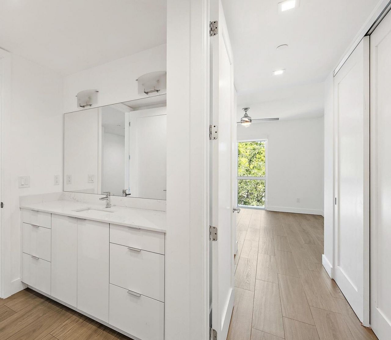 1 S Palmway, Unit 201, Lake Worth, FL 33460 Photo