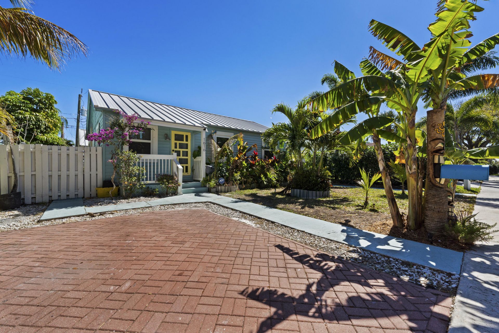 1616 N N Street N, Lake Worth Beach, FL 33460 Photo