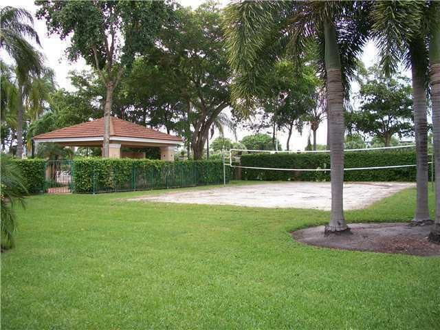 1755 Village Boulevard, Unit 304, West Palm Beach, FL 33409 Photo