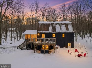 2309 DEER TRACK LANE, EAST STROUDSBURG, PA 18302