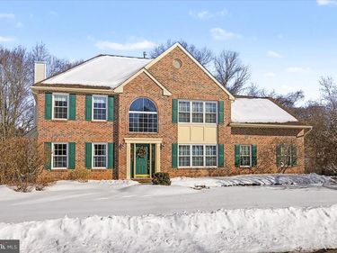 4533 DEEP CREEK WAY, DOYLESTOWN, PA 18902