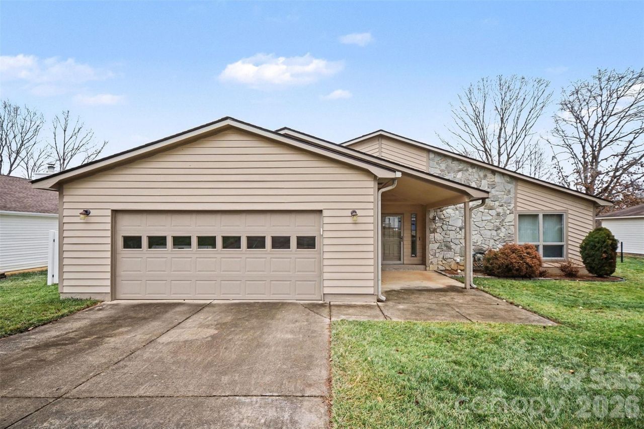 9325 Chislehurst Road, Mint Hill, NC 28227 Main Photo