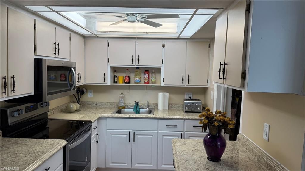 579 13th St N, Naples, FL 34102 Photo