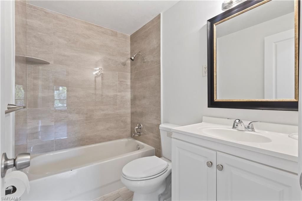 579 13th St N, Naples, FL 34102 Photo