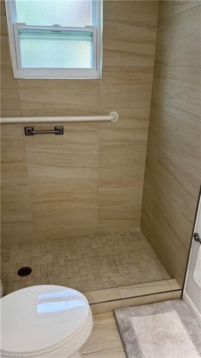 579 13th St N, Naples, FL 34102 Photo