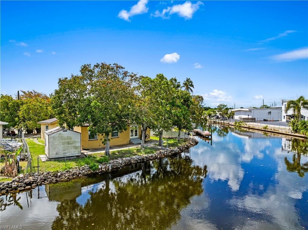 579 13th St N, Naples, FL 34102 Photo